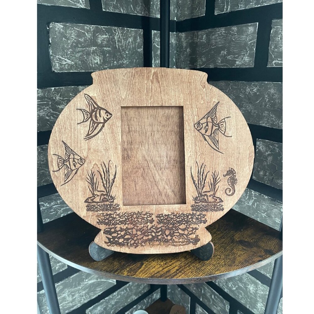 Fishbowl Wood Picture Frame 4x6 Picture Frame